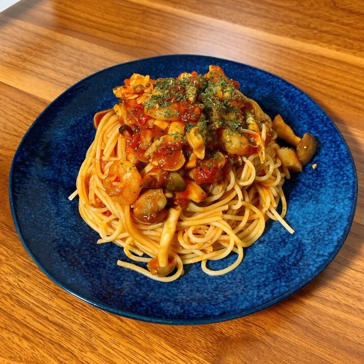 シーフードトマトパスタ